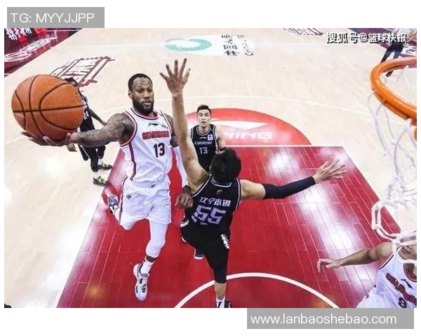 重庆篮球队与上海篮球队赛后技术分析及战术复盘探讨