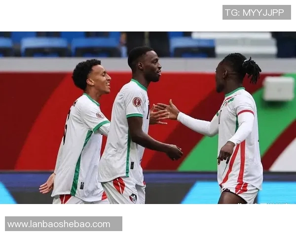 克罗地亚与塞内加尔激战正酣足球盛宴引发全球关注与热议